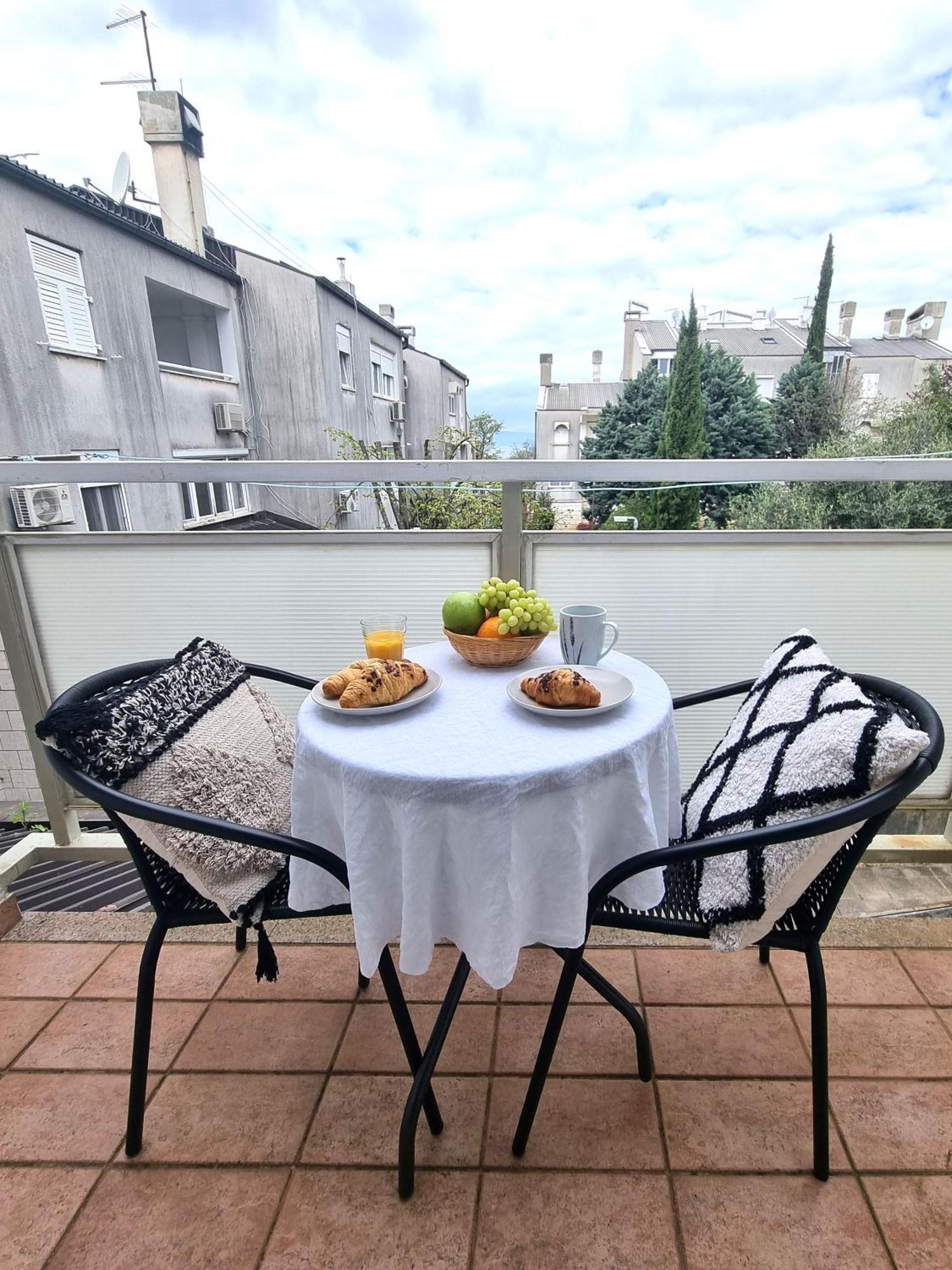 Apartment Sol Dolcevita Njivice Dış mekan fotoğraf
